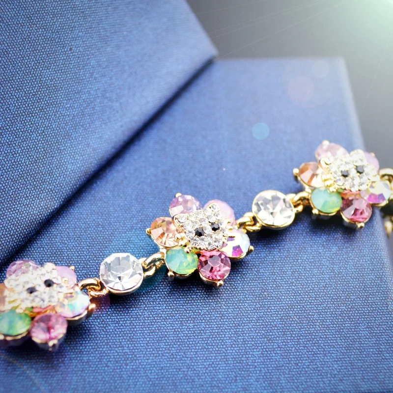 Многоцветный браслет W235 с кристаллами в виде кота для женщин, роскошные браслеты ювелирных изделий оптом, новые золотые дизайны для свадебного подарка.