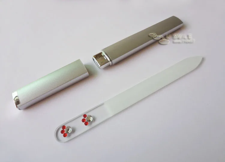 Стеклянная пилка для ногтей 5 1/2 &quotс футляром-компаньоном цветная пилочка с