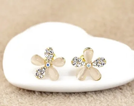 Изысканные универсальные свежие корейские милые опаловые цветы серьги-гвоздики