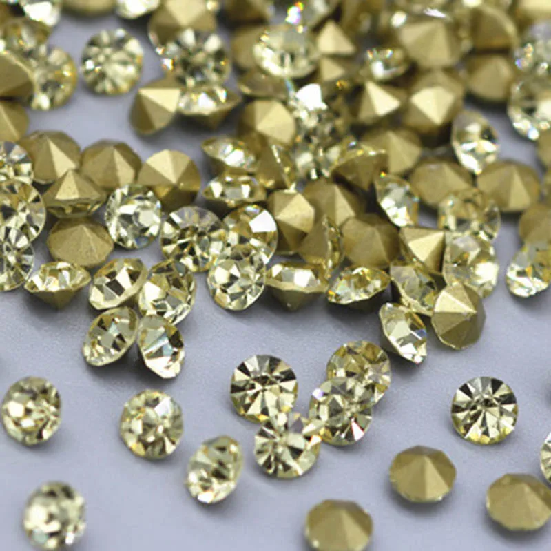

Point Back Rhinestone Nail Decoration DIY Decorative Round Design Light Yellow Point Back Rhinestone Bag Clothing Decoration