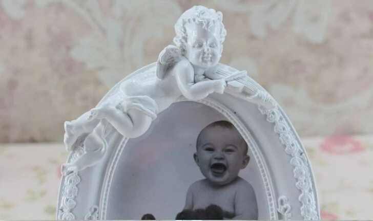 

2016 New Photo Frames White Resin Rectangle Bedroom Decor Cupid Angel Baby Birthday Creative Gift Kids Mini Picture Photo Frame