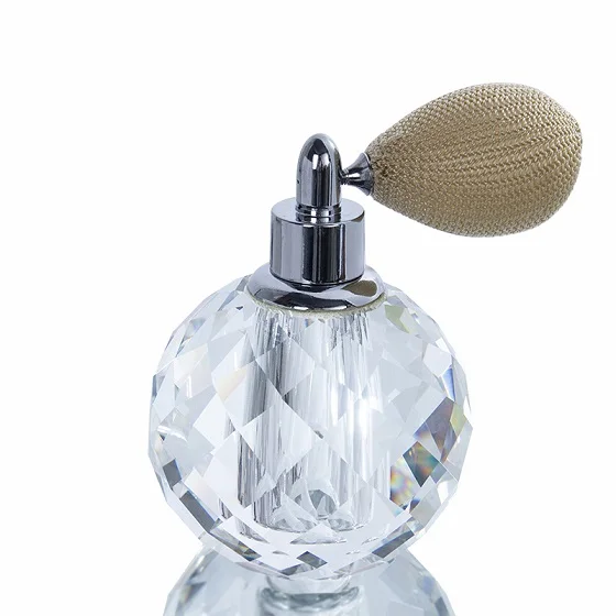 H&D Fashion Crystal Art Vintage Style Empty Refillable Perfume Atomizer Long Tassel Spray Bottle For Lady's Gift Home Decor 10ml - Цвет: Color 1