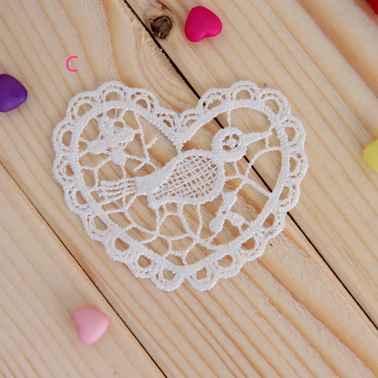 

30 pcs/lot Gorgeous Sew On Kids Clothes Embroidery Heart Lace Appliques Lace Patches