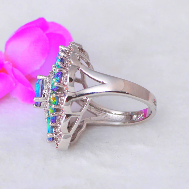 Юбилейное кольцо для женщин серебряное с радужным мистическим кристаллом и