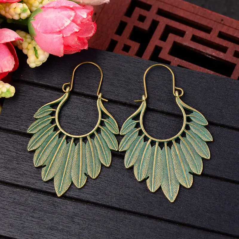 

TopHanqi Bohemian Ethnic Bronze Green Leaf Tassel Drop Hanging Earrings Women Statement Gypsy Jewelry Earring Femmes Pendientes