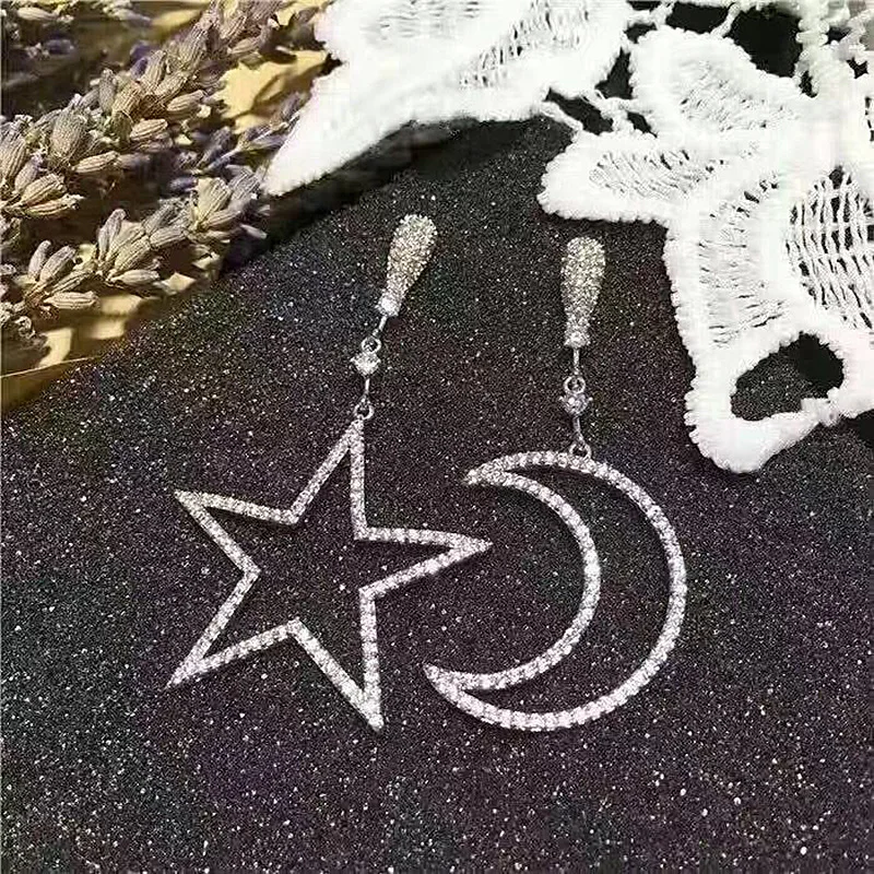 Женские серьги гвоздики с кристаллами Anise асимметричная подвеска Луной и звездой