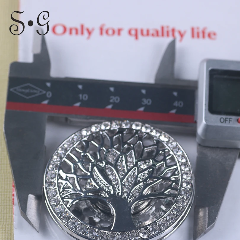 

2018 new fashion round tree heart Women Magnet Brooch Exquisite Rhinestone Brooches Muslim Style Scarf Round Brooch High Quality