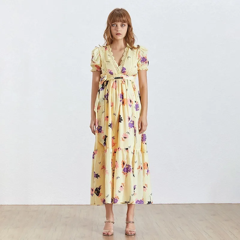 Платье с коротким рукавом TWOTWINSTYLE летнее платье треугольным вырезом высокой