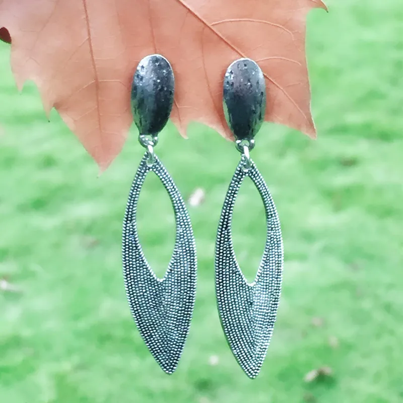 

COWNINW New Vintage Silver Color ear clip For Women Style Accessories Dangle Earrings Mujer Jewelry Retro Aros Long Love Brinco
