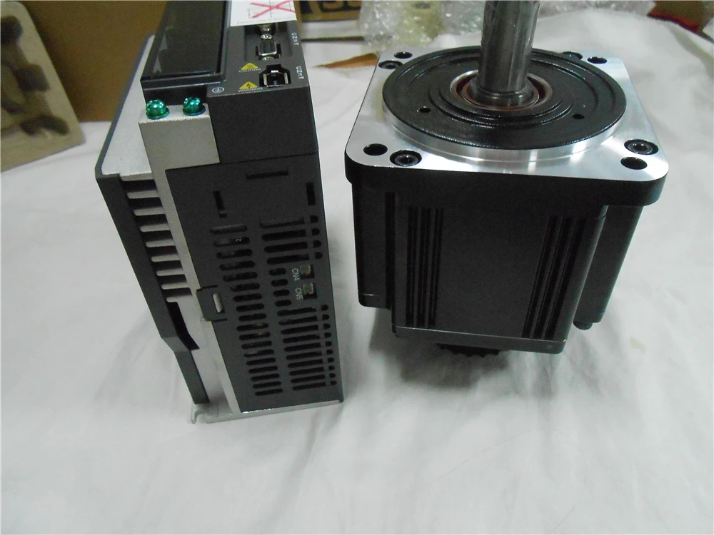 

CNC 2000W Delta 2KW серводвигатель переменного тока 220V 6.37NM 12A 110 мм с 3 м Кабель для программирования в ECMA-C21020RS + ASD-B2-2023-B
