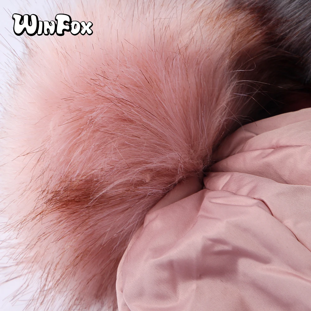 Зимняя женская шапка с помпоном Winfox черного и белого цвета теплая вязаные