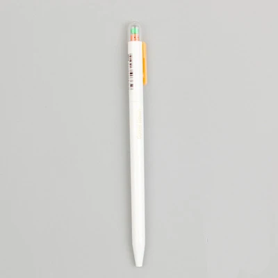 white Carrot gel pen 1 шт. милые пластиковые гелевые ручки с рисунком редиски и кролика, нейтральная ручка для моделирования, школьные ручки Kawaii, канцелярские принадлежности 0,5 мм - Цвет: white Carrot gel pen