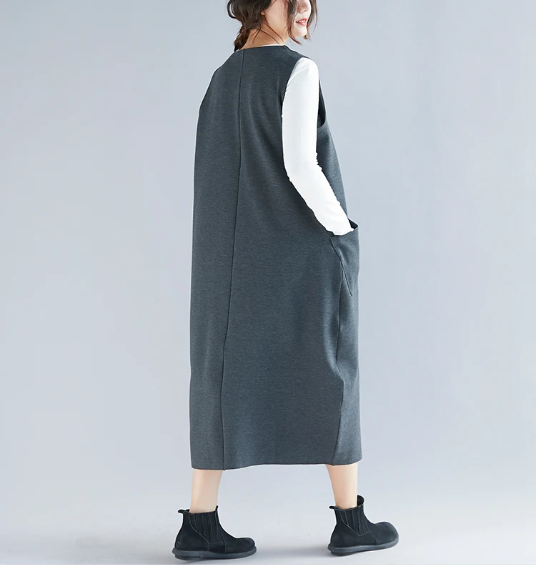 Шерстяное платье средней длины без рукавов размера плюс однотонное туника с v