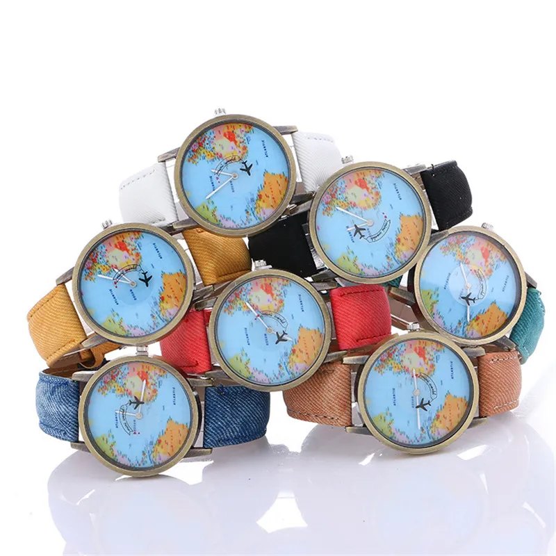 Бронзовые летательные аппараты вращающиеся на карте с секундным ремешком