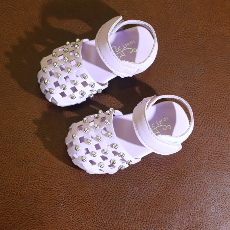 2018 Spring Summer Children Shoes Models New Girls Sandals Female Baby Rivets Hollow Tide Toddler | Детская одежда и обувь