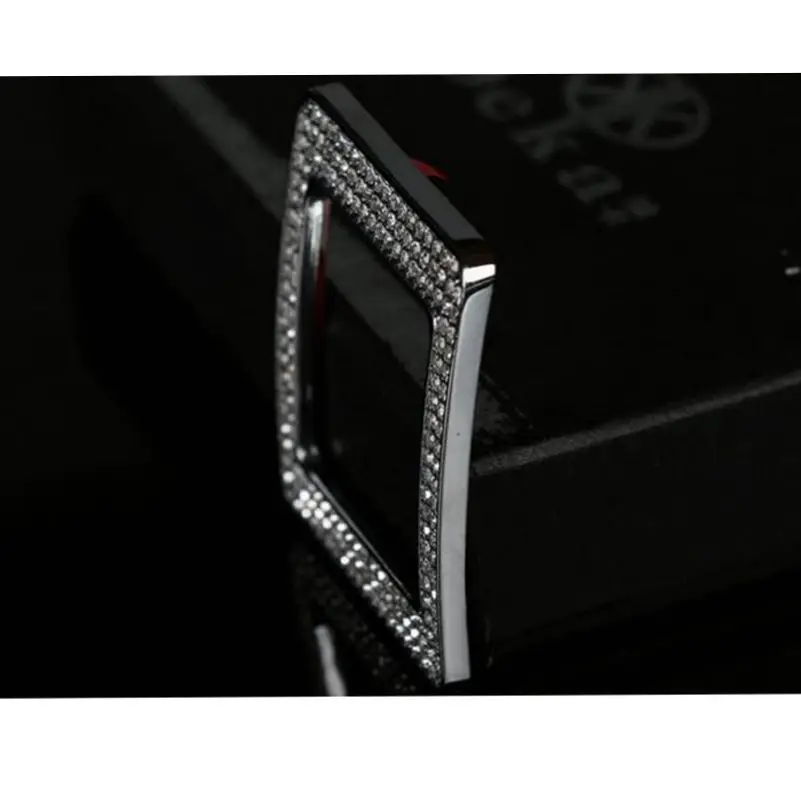 Серебряная фоторамка для Benz E Class W212 14 16 и CLS C218 12 15 S W221 10 12|Лепнина интерьера| |