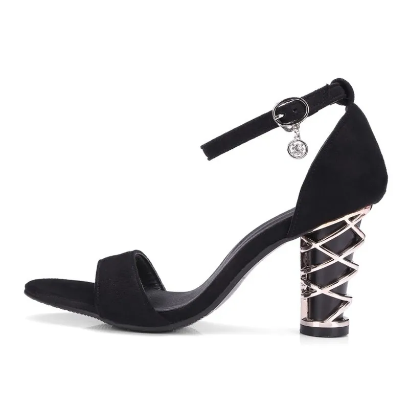 Женские босоножки из флока на высоком каблуке с открытым носком и пряжкой