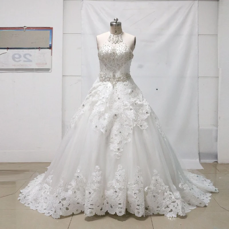 

2017 New Bandage Crystal Lace Halter Lace Up Luxury Wedding Dress 2017 Bridal Dress gown vestido de noiva