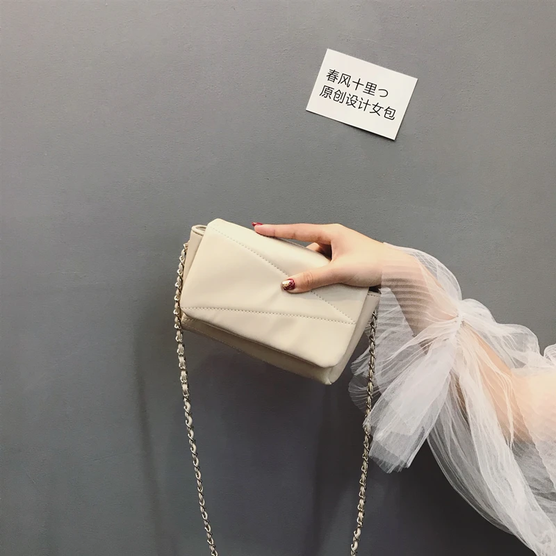 

New small bag 2020 new Korean version of the ocean simple simple wild girl Messenger bag ins small fragrance chain bag