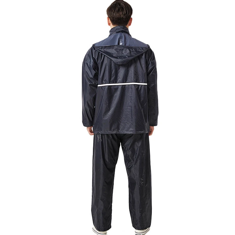 Professional Adult Outdoor Raincoat Set Multifunctional Waterproof Pocket Mesh Lining Reflective Tape Design | Дом и сад