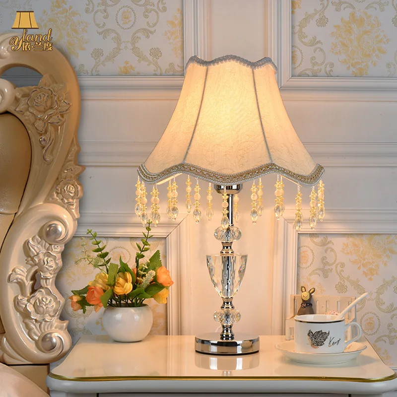 Европейские модные настольные лампы прозрачные хрустальные аппаратные