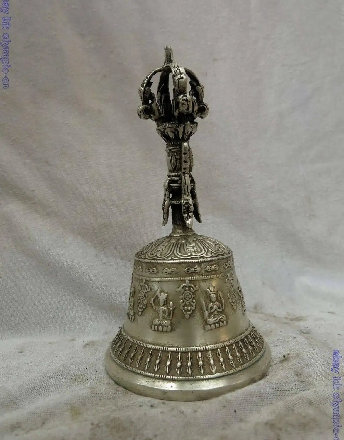 

China Tibet silver carved buddha King Kong Buddhist bell Sculpture Statue