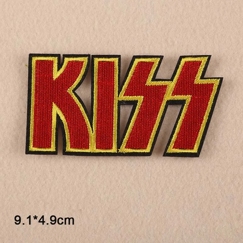 Красный Guns N Roses Music Rock Out Майкл Джексон королева принц Линкин Парк железная вышитая одежда нашивки для одежды музыкальная группа - Цвет: Красный