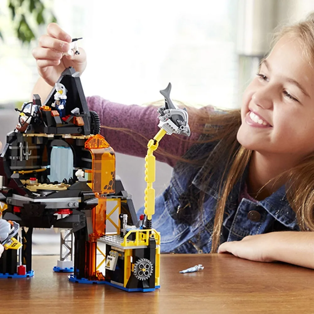 Bela ninjogoes Movie Garmadon's Volcano Lair 70631 строительный комплект совместимый с legoingly Кирпичи