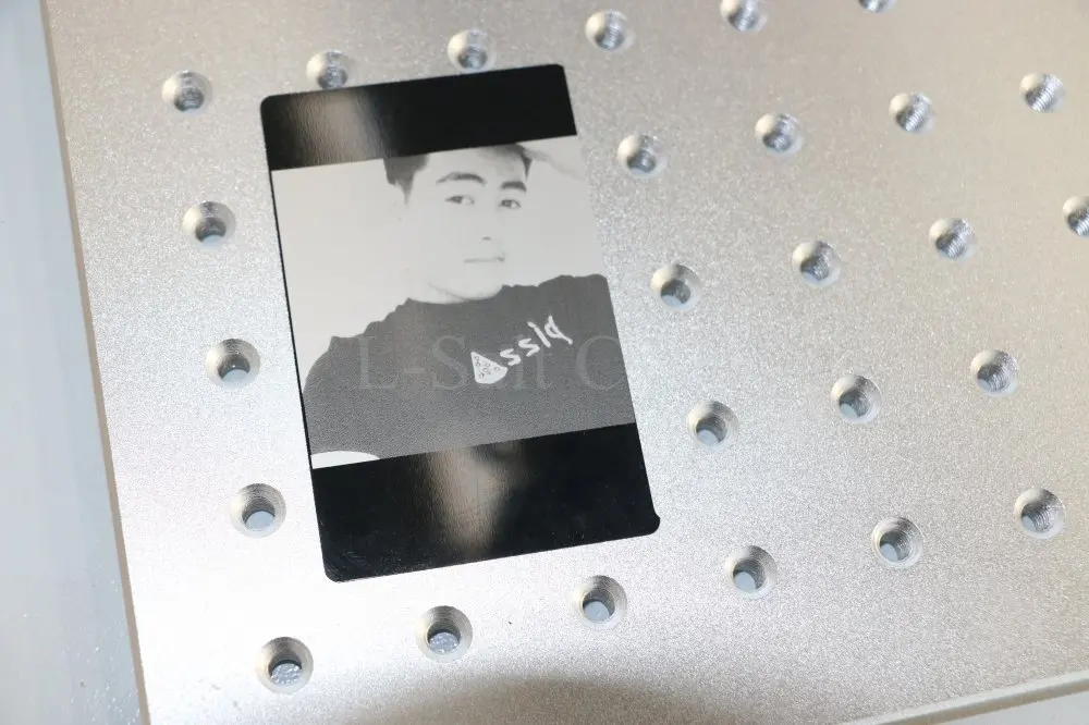 Мини машина для лазерной маркировки металлических и ПВХ труб/пластиковых