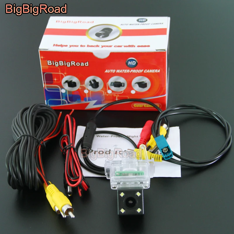 

BigBigRoad For Mercedes Benz C Class W204 2012 2013 2014 / RCA & Original Screen Compatible Car Rear View Back Up Reverse Camera