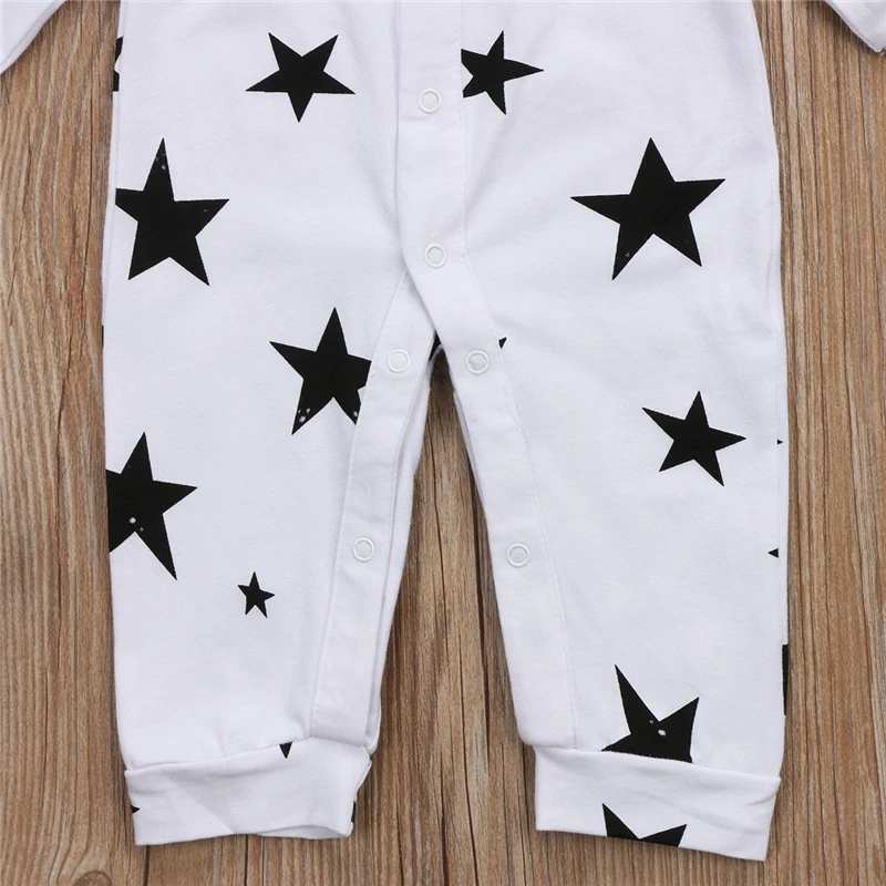 

Baby Unisex Star Print Romper Newborn Baby Boy Girl Long Sleeve Cotton Romper 2017 New Hot Bebes Jumpsuit Body Suit For Newborns