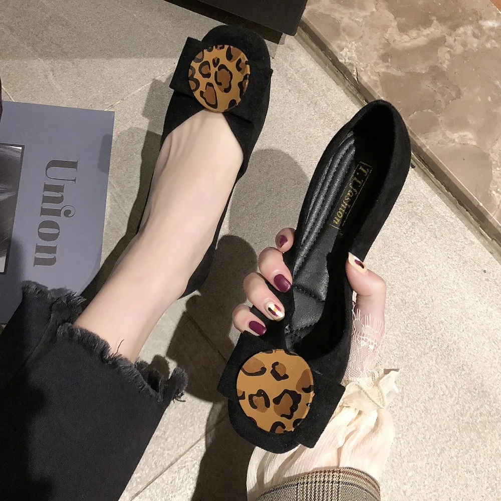 Korean fashion leopard buckle flat with shallow mouth women's shoes suede square head soft bottom casual | Обувь