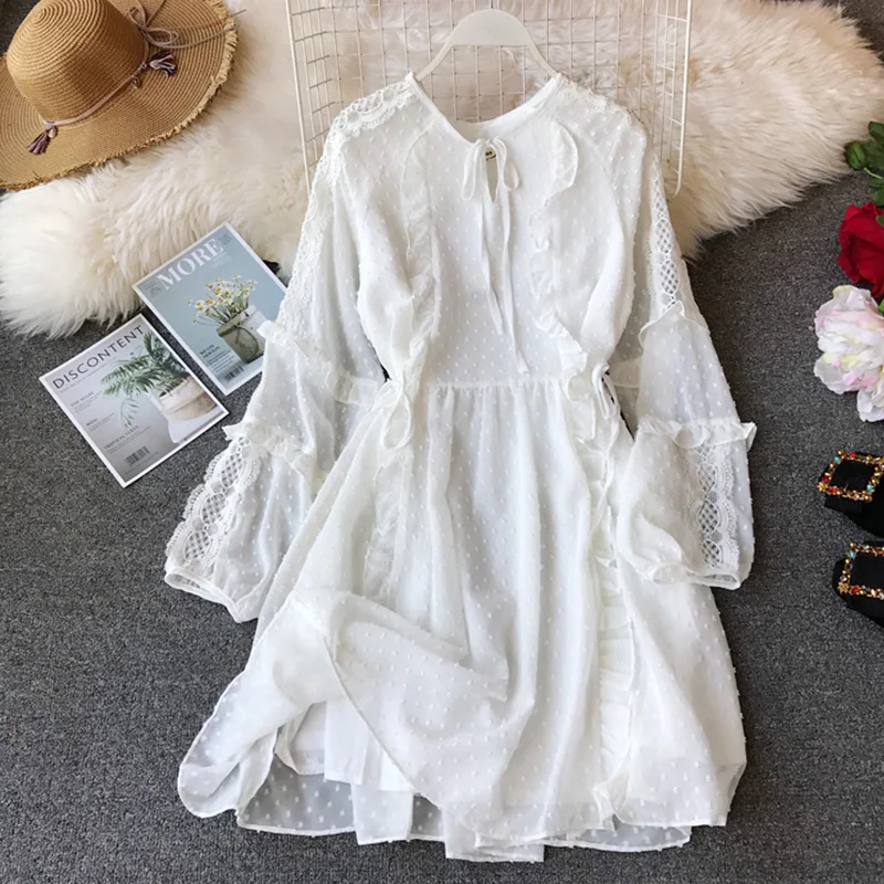 

2019 new fashion spring Summer Lace stitching cutout dress Female Chiffon High waist Lantern sleeve Sweet dress cc452