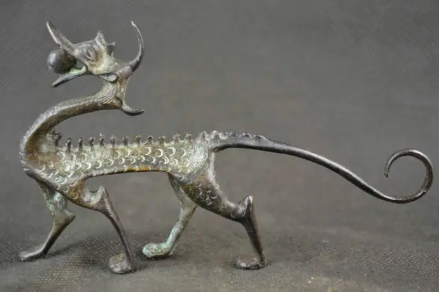 

collectible decorated handmade Copper Carved Chinese dragon lucky statue