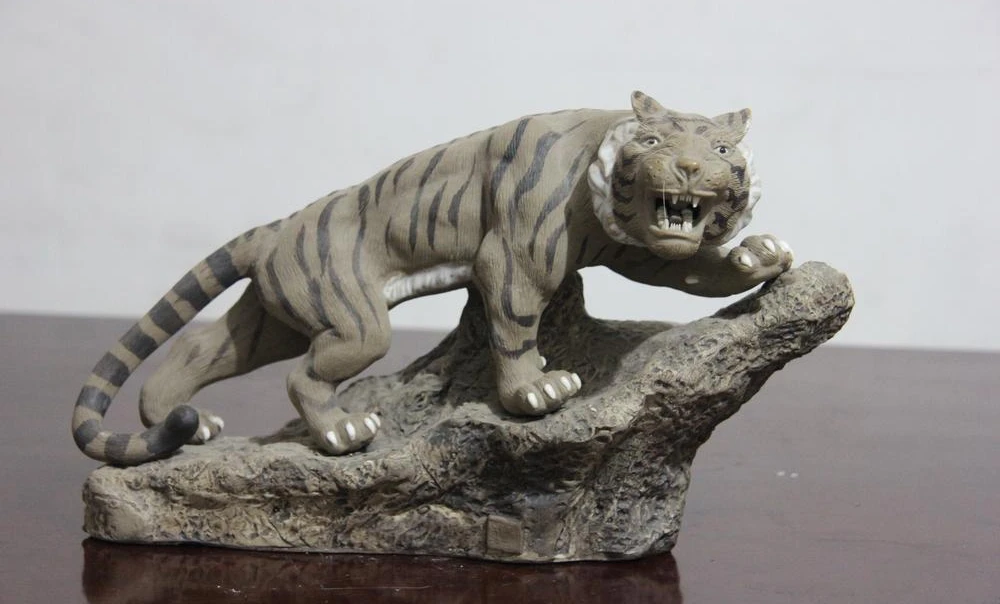 Китайская народная керамика фарфор Свирепый тигр король королей чудовище