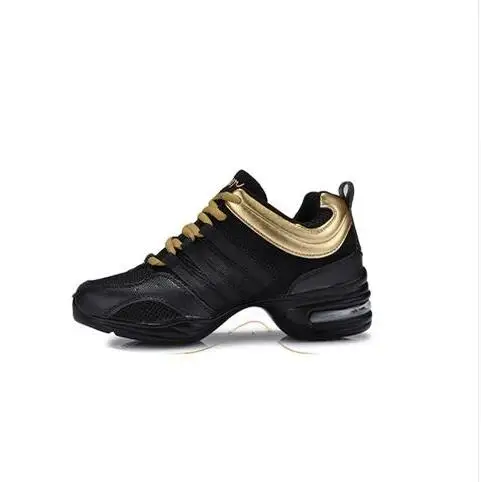 Новинка Спортивная дышащая танцевальная обувь с мягкой подошвой женские