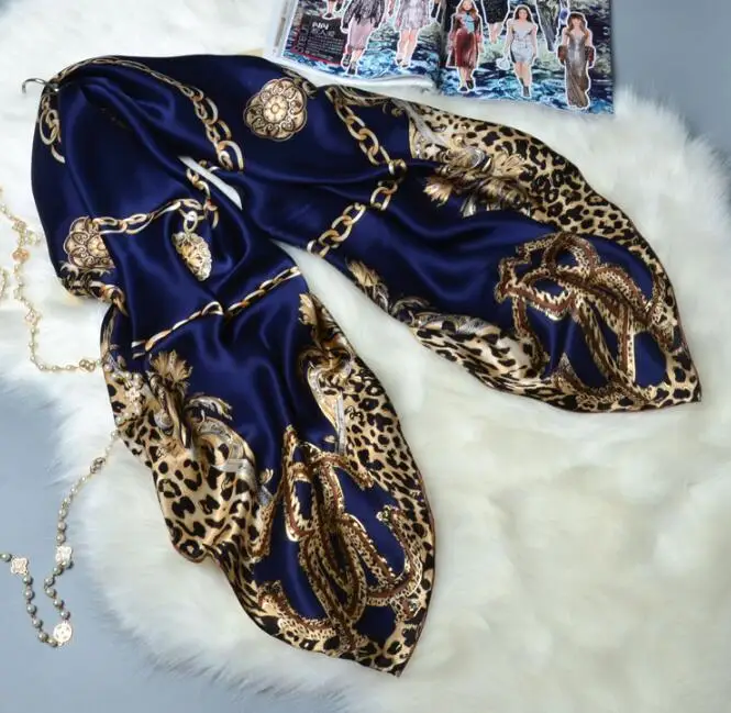 Navy Blue Большой квадратный шелковый шарф с леопардовым принтом, шаль, Роскошная ручная работа по краям, для женщин, Дамская мода, шелковые шарфы, обертывания, подарки, 106x106 см - Цвет: Navy Blue
