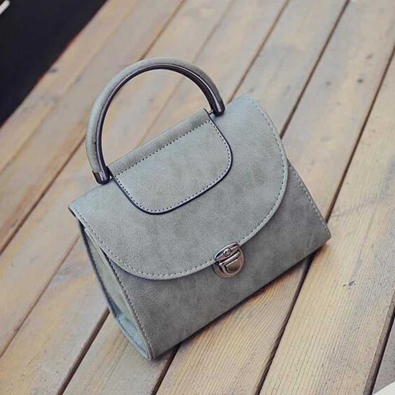 Сумка на плечо женская из искусственной кожи маленький мессенджер через модный