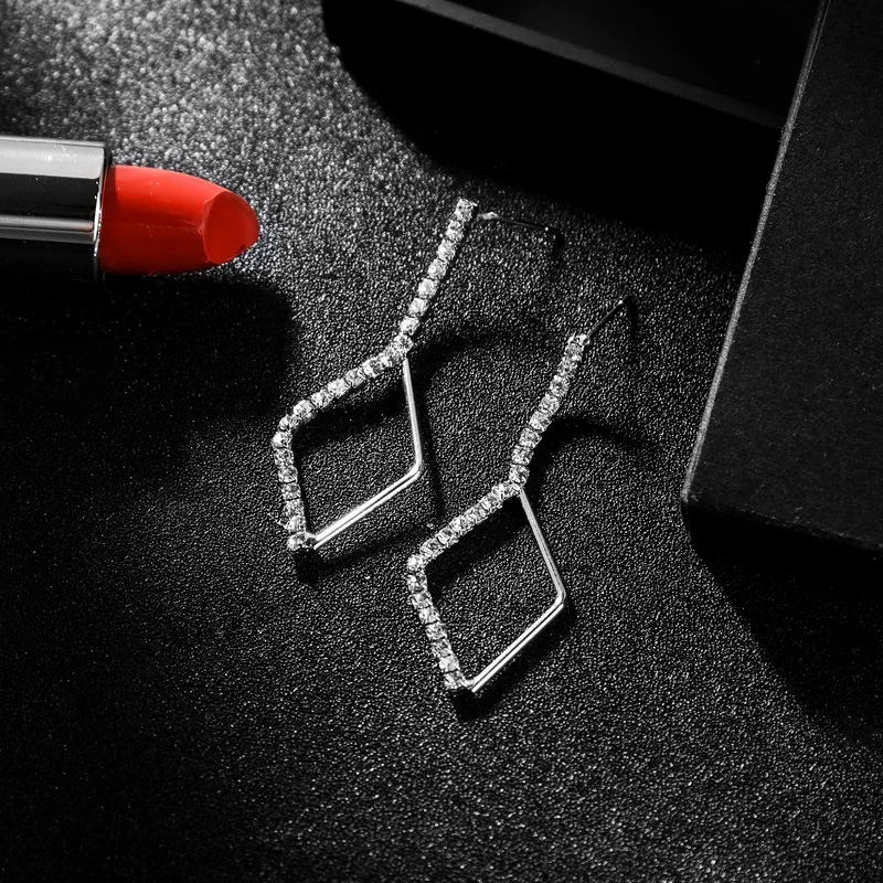 HanCheng висячие серьги с драгоценным камнем Стразы треугольные длинные для женщин