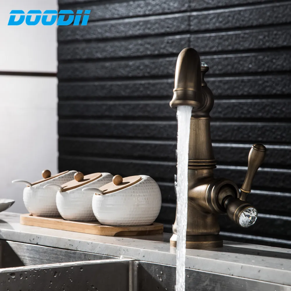 Смеситель для умывальника латунный с алмазным краном горячей и холодной воды |