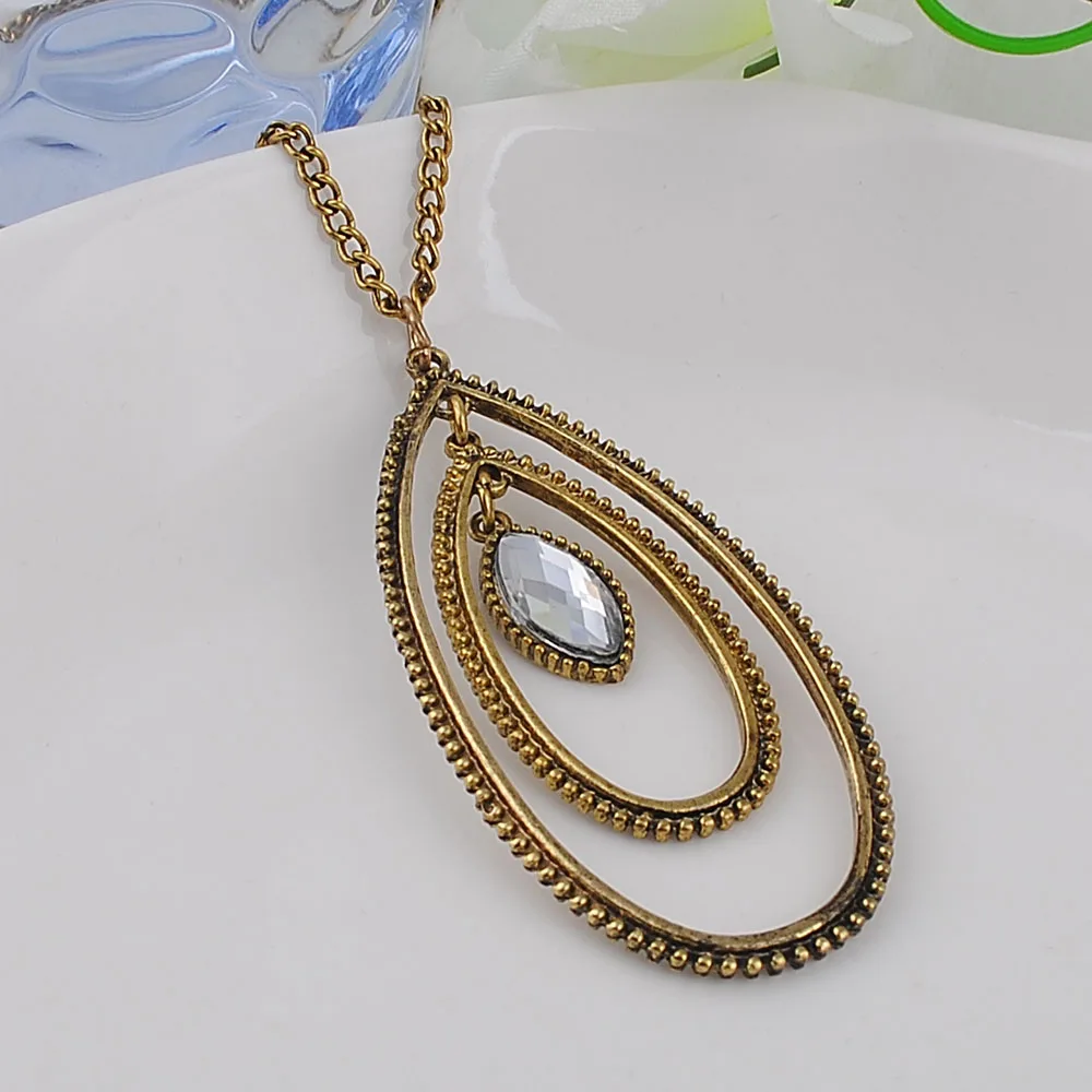 

Punk Necklace Classic Retro Water Drop Crystal Street Fashion Long Pendant