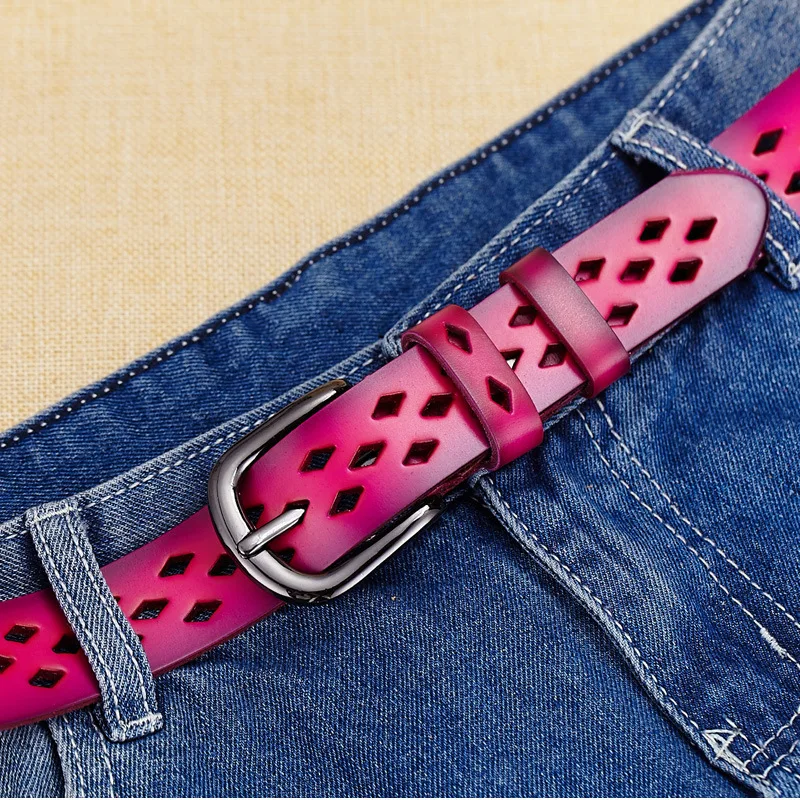 Женский ремень из натуральной воловьей кожи дизайнерский с пряжкой