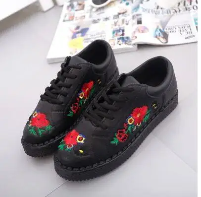 Мода Brogue вышивка Женской Обуви Мокасины Конфеты Цветов Квартиры Женщины