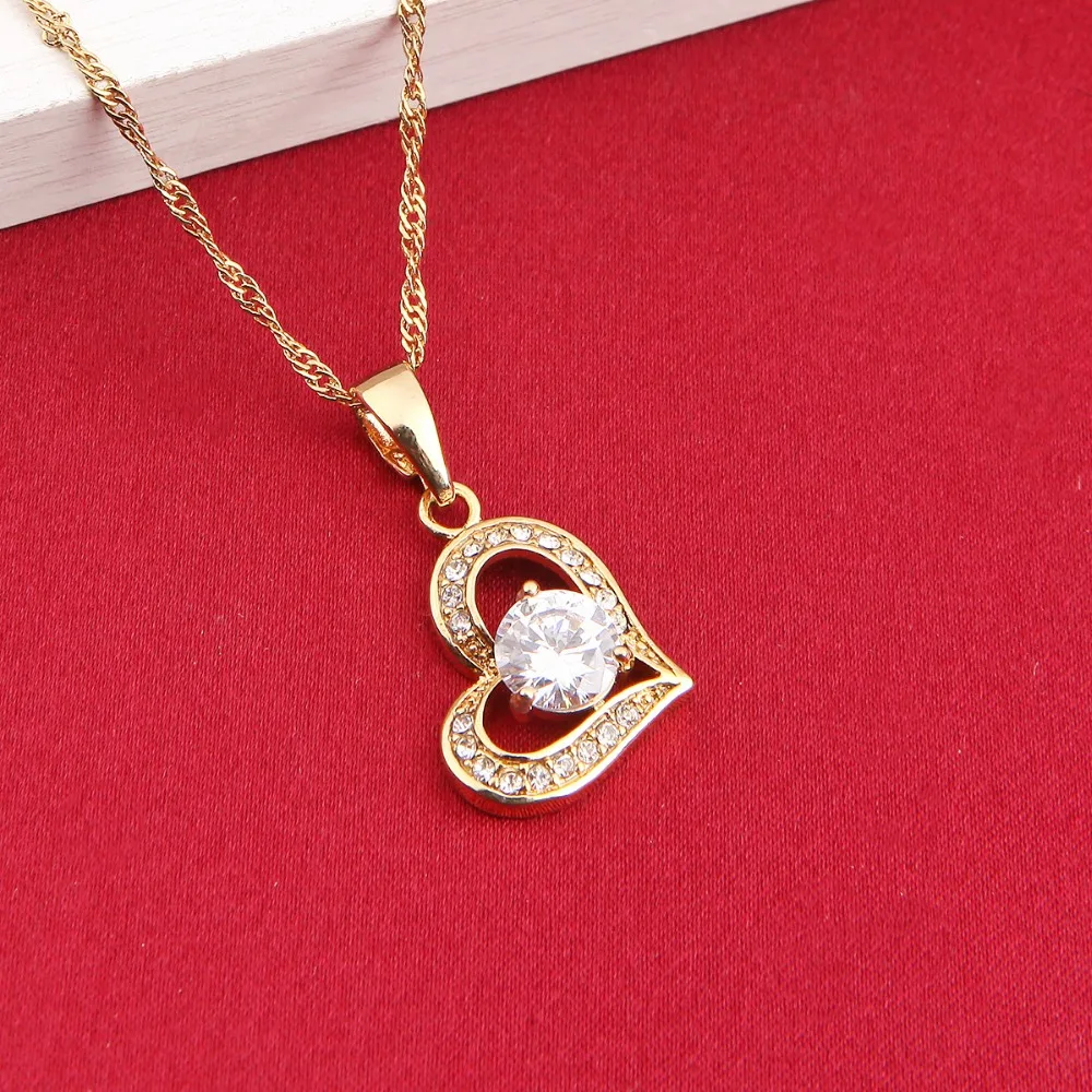 

Austrian Golden Love Heart Pendant Necklace Wholesale Suppliers Crystal Pendant Jewelry