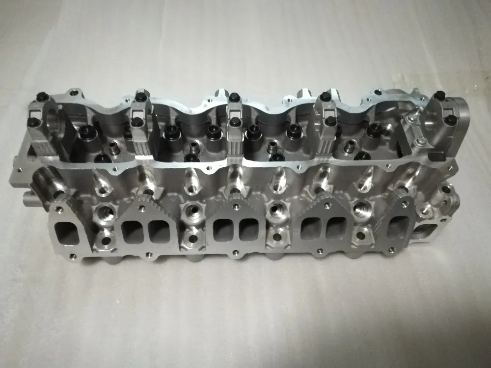 Дизель 12V 2.5D поглащающей нагрузкой двигатель Головка блока цилиндров для Mazda B2500