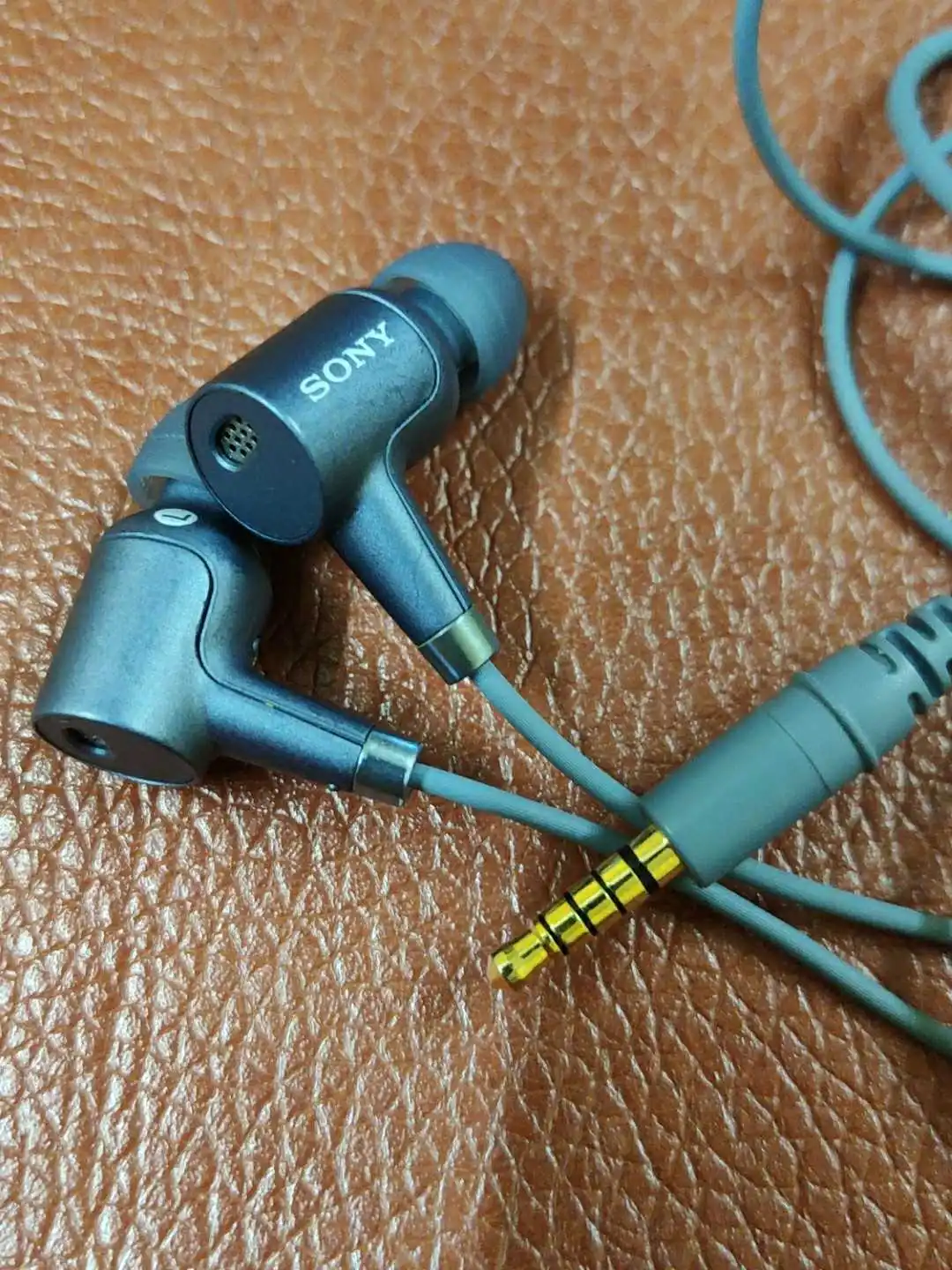 Б/у оригинальные наушники NW500N для mp3-плеера A45 A55 3,5 мм проводные наушники-вкладыши