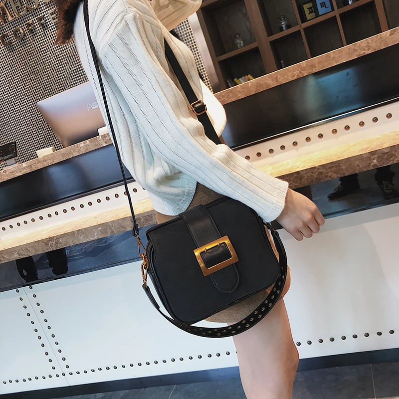 

ETAILL Women Rivet Wide Strap Shoulder Bag Fashion Buckle Handbag 2018 Brand Designer Scrub Pu Leather Small Crossbody Bags