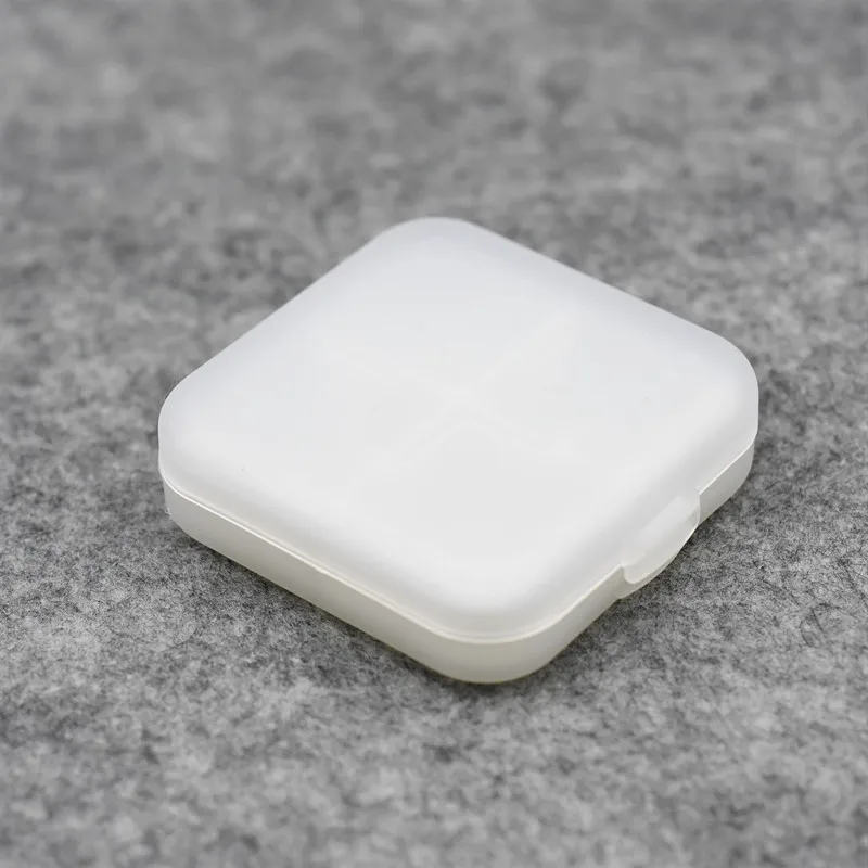 White 1 шт., переносная коробка для таблеток с 4 Сетками, держатель для таблеток, лекарств, хранения, разветвитель, чехол для хранения, органайзер, контейнер, кейс - Цвет: White