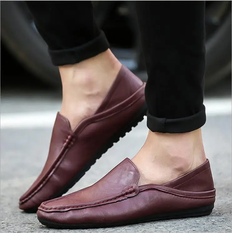 2018 slip on casual men loafers spring and autumn mens moccasins shoes Patent leather men's flats driving | Обувь