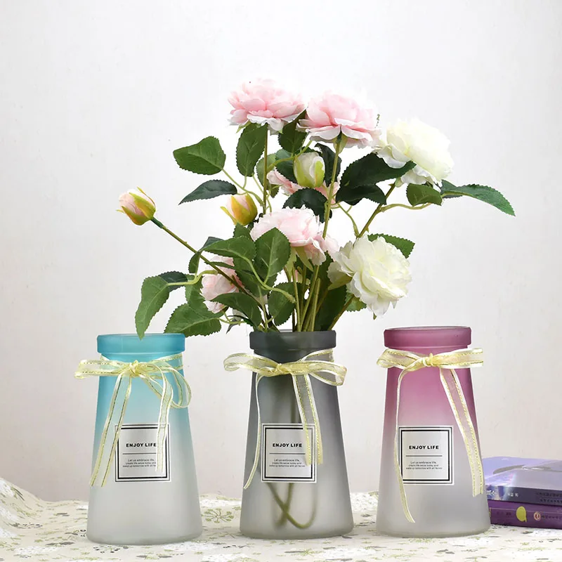 Скандинавская стеклянная ваза матовая прозрачная градиентная для цветов